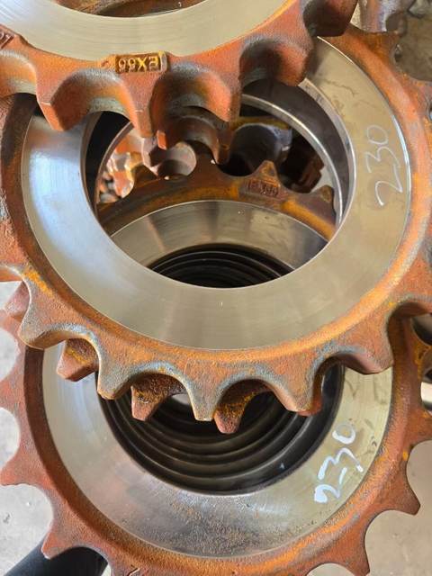 Itr Itm Brand Segment Group for Komatsu Bulldozer D355A D375A D475A Crawler Dozer Drive Sprocket Segment Group