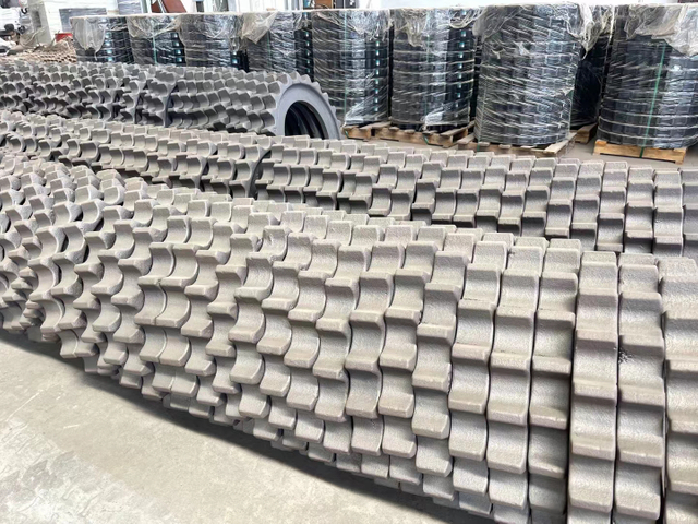 Construction Machinery Drive Sprocket Undercarriage Parts Bulldozer Sprocket Segment Excavator Drive Roller Chain Sprocket