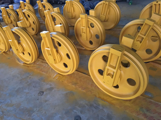 E305 E305.5 E306 320B 320C 320D 323D 329D 345D Excavator Undercarriage Parts Front Idler Group E320B E320C E320D Track Idler