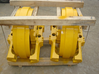 Sh260 Guaranteed Quality Proper Price Excavator Track Front Idler