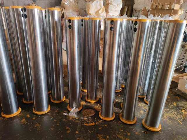High Quality Heavy Duty Excavator Bucket Pins and Bushings Construction Machinery Parts