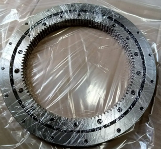 Four Point Contact Ball Slewing Bearing With Internal Gear PSI25.555 Metric 416 ID X 655 Od X 80 Mm Wide Slew Ring Customized